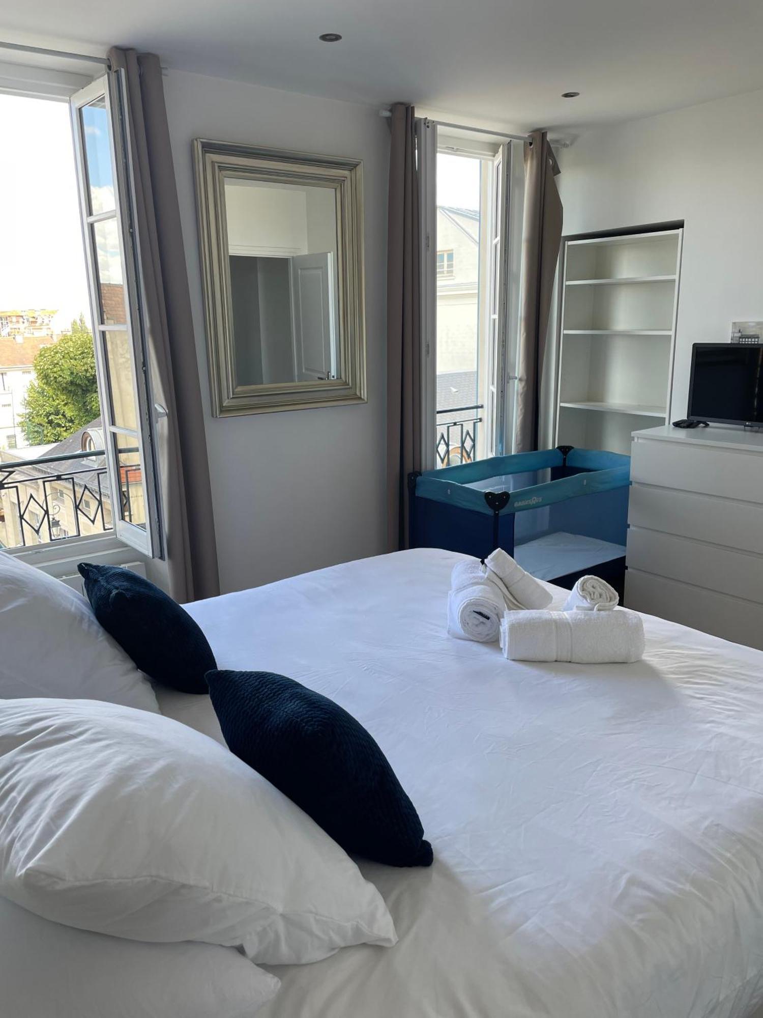 L'Essence Du Cachet Apartment Сен Жермен ан Ле Екстериор снимка